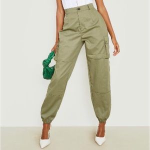 Boohoo high waisted cargo pants